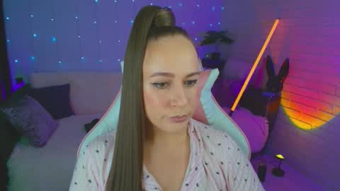 Snapshot of pepper_cat chatting on 9, 9, 2025 Dia online show from 9, 9, 2025