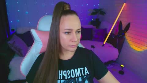 Snapshot of pepper_cat chatting on 21, 10, 2025 Dia online show from 21, 10, 2025