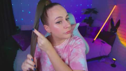 Dia  online show from 9, 11, 2025