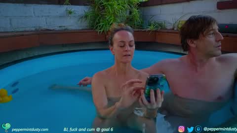 Snapshot of peppermintdusty chatting on 1, 1, 2025 Peppermint and Dusty online show from 1, 1, 2025