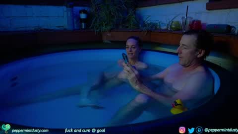 Snapshot of peppermintdusty chatting on 1, 1, 2025 Peppermint and Dusty online show from 1, 1, 2025