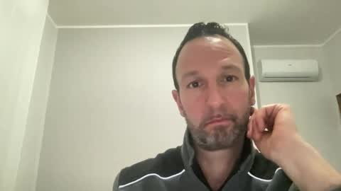 peppinslosqualo online show from 3, 3, 2025