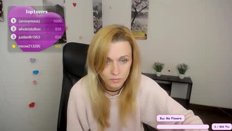 Mia online show from 12, 10, 2025