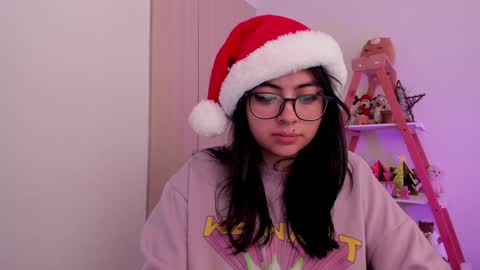 Sarah Ana Banana online show from 23, 12, 2024