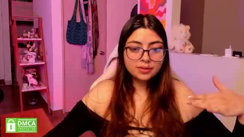 Sarah Ana Banana online show from 8, 7, 2026