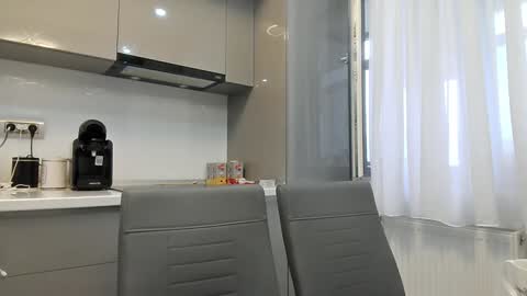 Dee online show from 31, 12, 2024