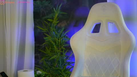 Dee online show from 25, 1, 2025