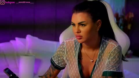 Dee online show from 24, 9, 2025