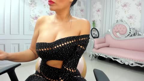 PERLA online show from 19, 12, 2024