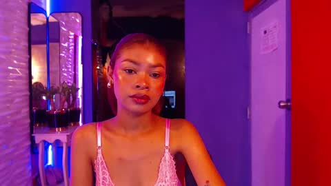 Perla online show from 20, 2, 2025