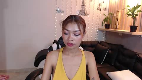 Perla online show from 21, 2, 2025