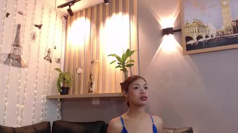 Perla online show from 3, 3, 2025