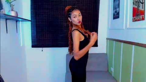 Perla online show from 4, 11, 2025