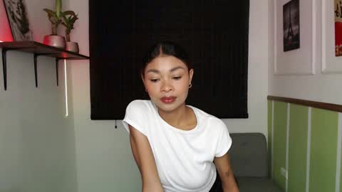 Perla online show from 8, 11, 2025