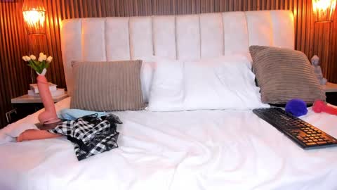 Snapshot of perlapreciosa chatting on 9, 4, 2026 PerlaPreciosa online show from 9, 4, 2026