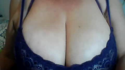 perlita070822 online show from 6, 8, 2026