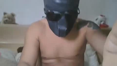 Snapshot of perronetreitor chatting on 17, 9, 2025 perronetreitor online show from 17, 9, 2025