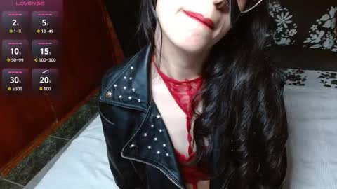 Snapshot of persefone_fire chatting on 27, 11, 2025 persefone_fire online show from 27, 11, 2025