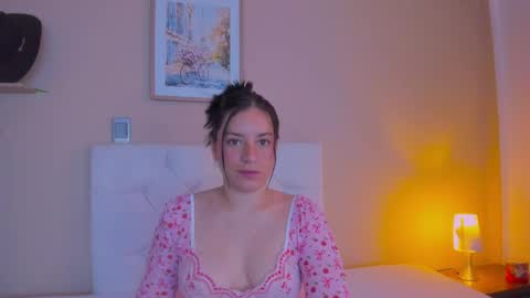 Snapshot of persefone_saira chatting on 23, 4, 2026 Marie online show from 23, 4, 2026