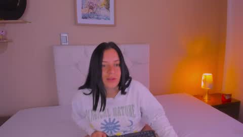 Snapshot of persefone_saira chatting on 25, 4, 2026 Marie online show from 25, 4, 2026