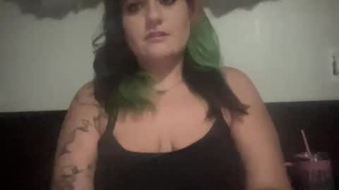 Snapshot of persianslut666 chatting on 28, 10, 2025 persianslut666 online show from 28, 10, 2025