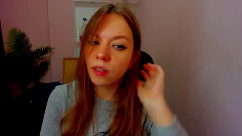 Snapshot of persinaky chatting on 20, 10, 2025 horror flying on the wings of the night.... online show from 20, 10, 2025
