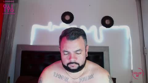 Carlos online show from 6, 10, 2025