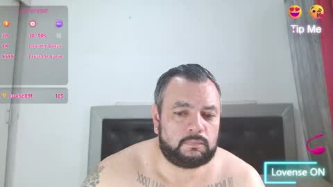 Snapshot of perverseveteranmanxxx chatting on 27, 5, 2026 Carlos online show from 27, 5, 2026