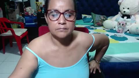 Snapshot of pervert_mommy_x chatting on 20, 12, 2024 SAMY online show from 20, 12, 2024