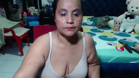 Snapshot of pervert_mommy_x chatting on 25, 12, 2024 SAMY online show from 25, 12, 2024