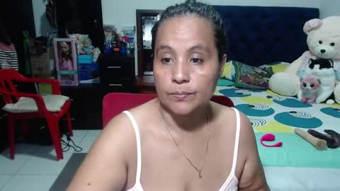 Snapshot of pervert_mommy_x chatting on 29, 12, 2024 SAMY online show from 29, 12, 2024