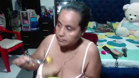 Snapshot of pervert_mommy_x chatting on 29, 12, 2024 SAMY online show from 29, 12, 2024