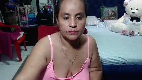 Snapshot of pervert_mommy_x chatting on 1, 1, 2025 SAMY online show from 1, 1, 2025