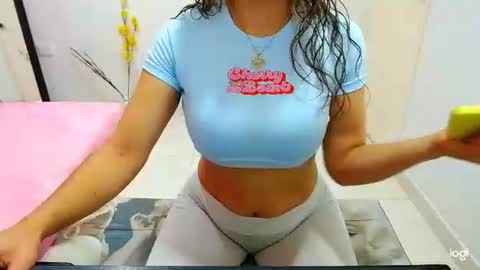 Snapshot of perverthotgirl chatting on 18, 2, 2026 linda online show from 18, 2, 2026