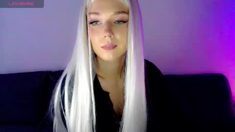 Snapshot of pervyblonde chatting on 17, 1, 2025 Isabella online show from 17, 1, 2025
