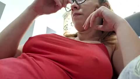 Snapshot of pervygirl69 chatting on 20, 2, 2025 Lisa - online show from 20, 2, 2025