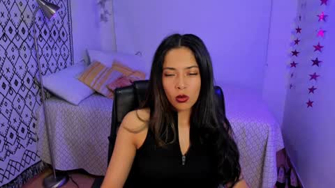 Snapshot of petalsrose_ chatting on 9, 1, 2025 Rose online show from 9, 1, 2025