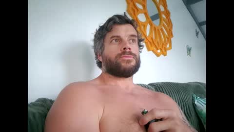 Snapshot of pete_le_meat chatting on 27, 4, 2026 pete_le_meat online show from 27, 4, 2026
