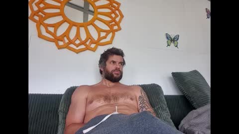 Snapshot of pete_le_meat chatting on 18, 5, 2026 pete_le_meat online show from 18, 5, 2026