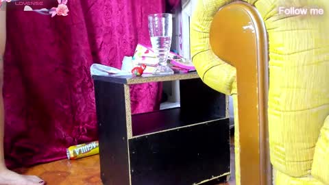 petite_amor online show from 5, 12, 2024