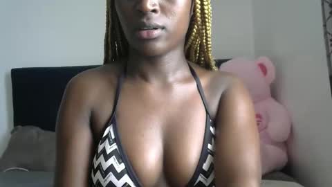 Snapshot of petite_asshley1 chatting on 13, 11, 2025 Ashley online show from 13, 11, 2025