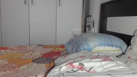 Snapshot of petite_danielle chatting on 23, 6, 2026 petite_danielle online show from 23, 6, 2026