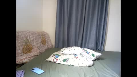 Snapshot of petite_funnie chatting on 7, 10, 2025 petite_funnie online show from 7, 10, 2025