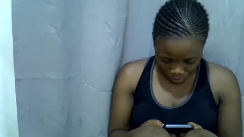Snapshot of petite_melan chatting on 9, 9, 2025 petite_melan online show from 9, 9, 2025