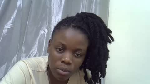 Snapshot of petite_melan chatting on 26, 10, 2025 petite_melan online show from 26, 10, 2025