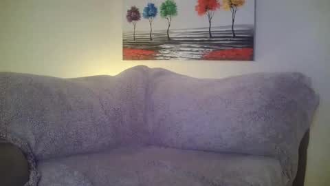 Snapshot of petite_treat_ chatting on 1, 1, 2025 petite treat online show from 1, 1, 2025