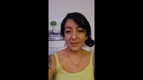 Snapshot of petite_treat_ chatting on 16, 12, 2025 petite treat online show from 16, 12, 2025