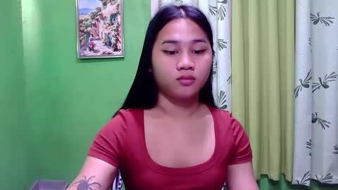 Snapshot of petite_trish chatting on 4, 12, 2024 trish online show from 4, 12, 2024