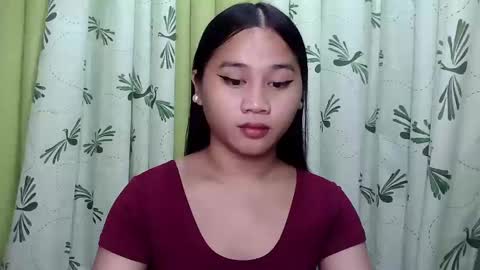 Snapshot of petite_trish chatting on 23, 1, 2025 trish online show from 23, 1, 2025