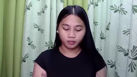 Snapshot of petite_trish chatting on 30, 1, 2025 trish online show from 30, 1, 2025